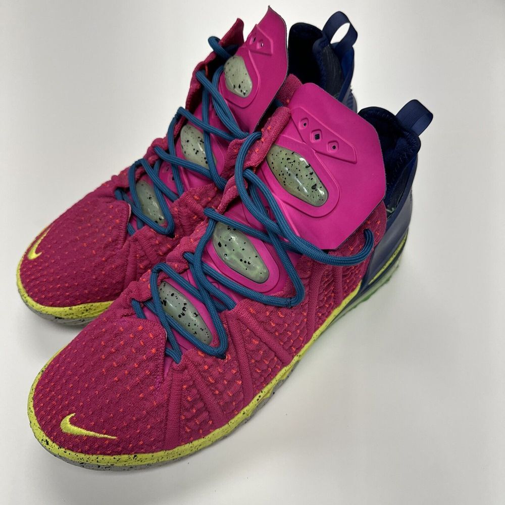 Size‎  11 Nike LeBron 18 Los Angeles By Night Clean Great Condition DB8148-600 - Picture 2 of 9